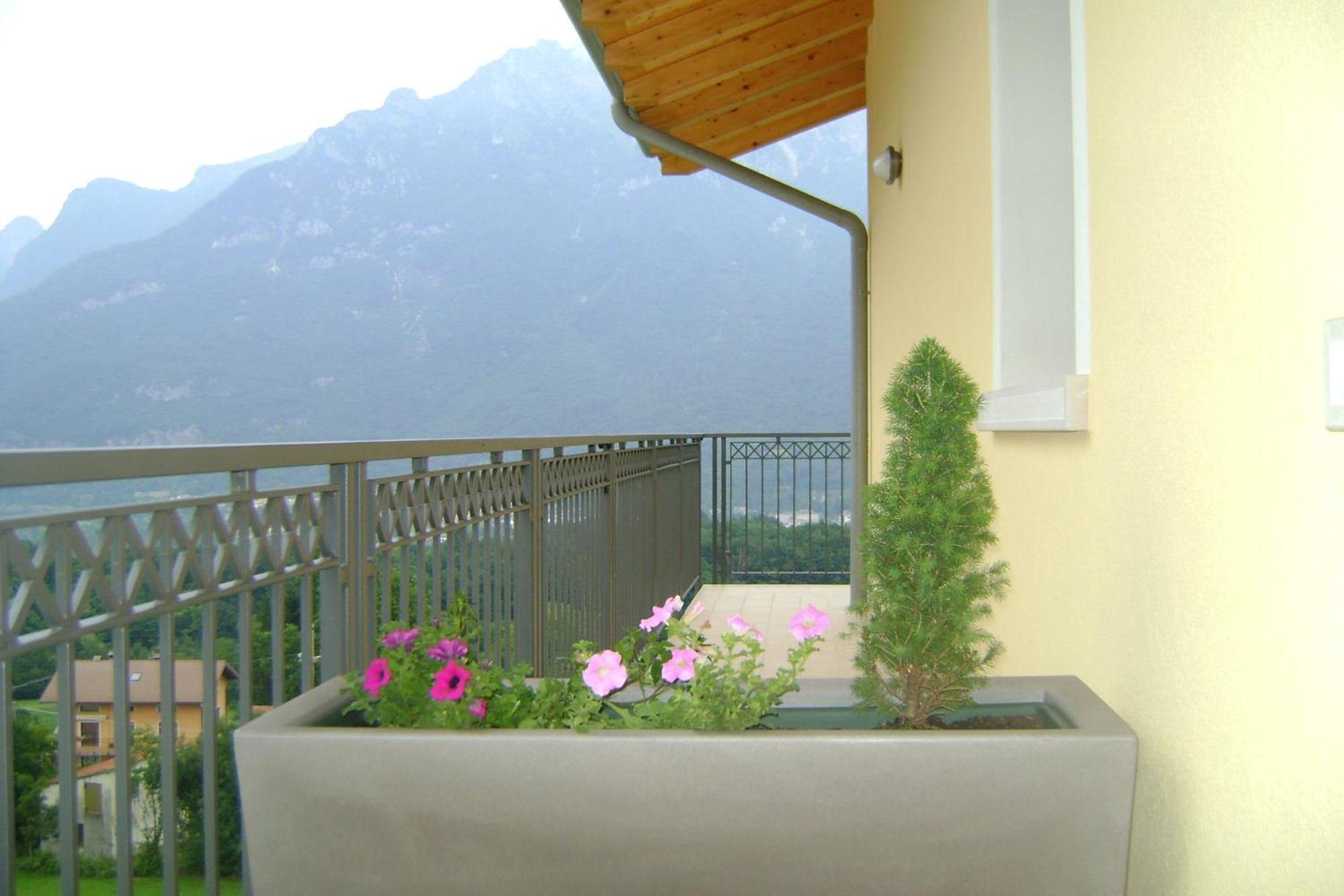 Affittacamere Rubino Guest House Ponte nellʼAlpi Dış mekan fotoğraf