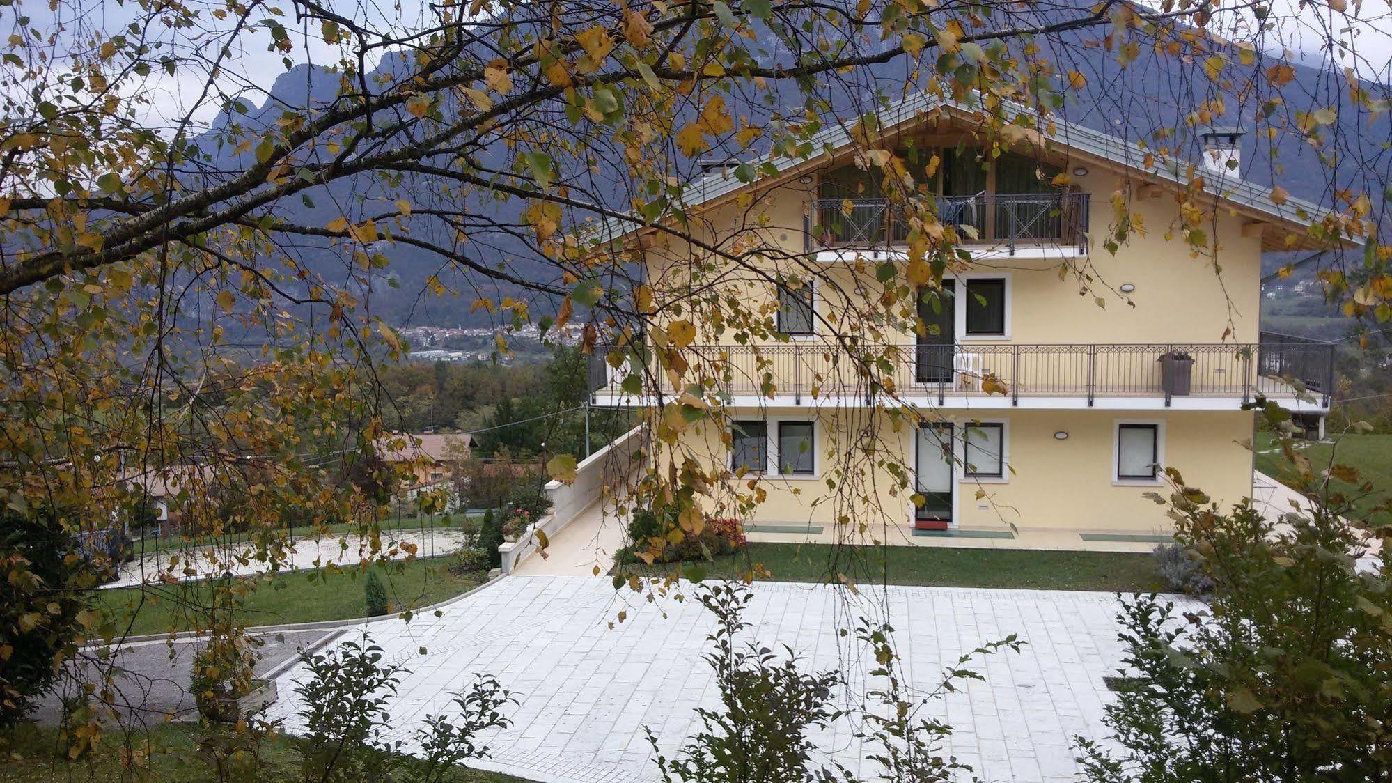 Affittacamere Rubino Guest House Ponte nellʼAlpi Dış mekan fotoğraf