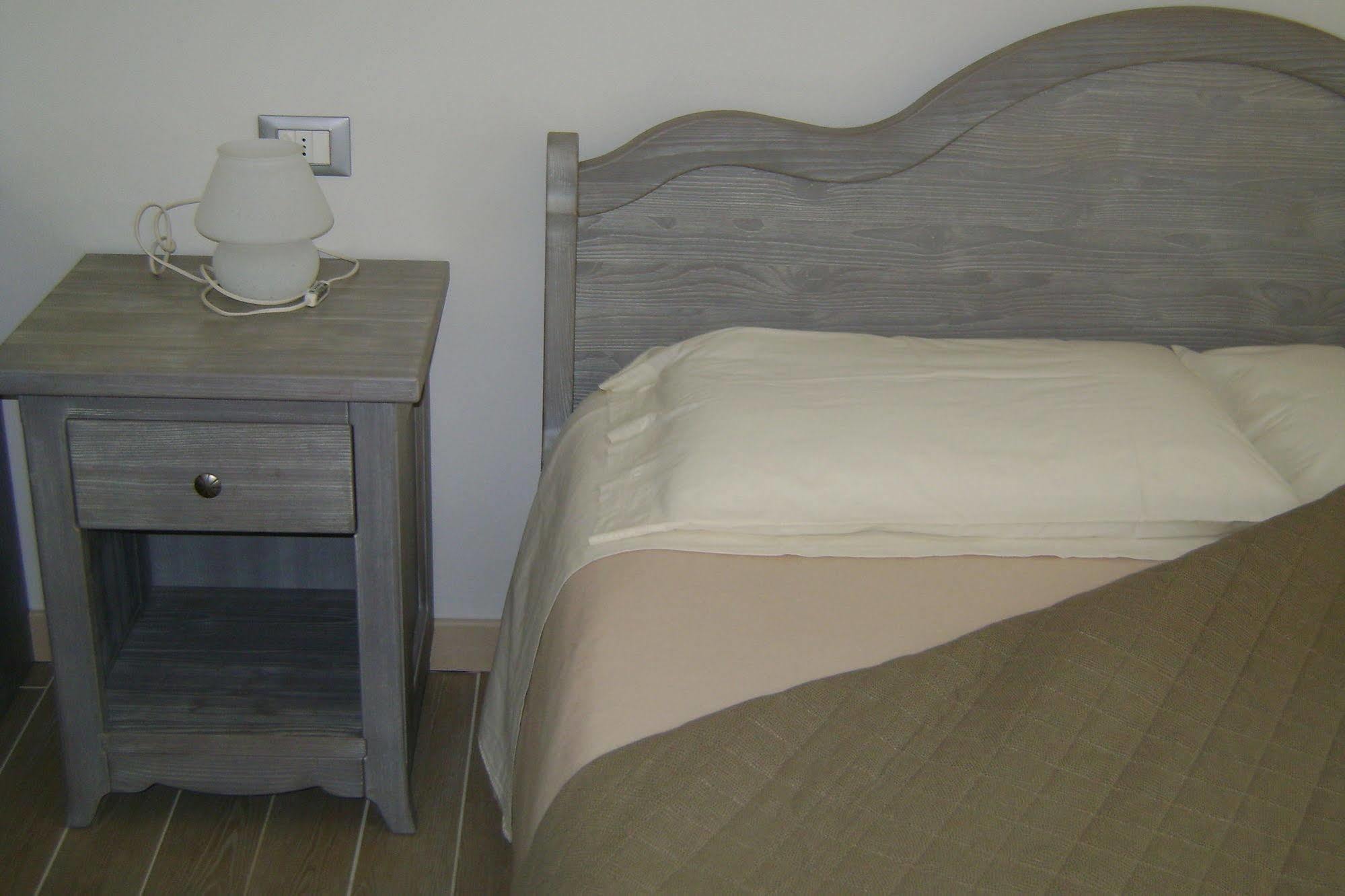 Affittacamere Rubino Guest House Ponte nellʼAlpi Dış mekan fotoğraf