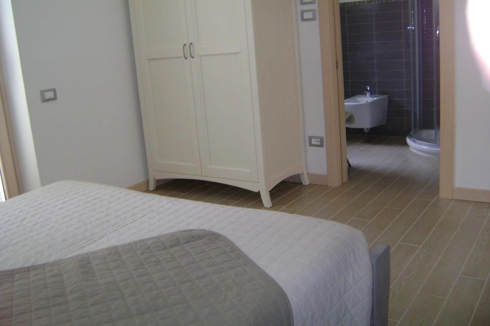 Affittacamere Rubino Guest House Ponte nellʼAlpi Dış mekan fotoğraf