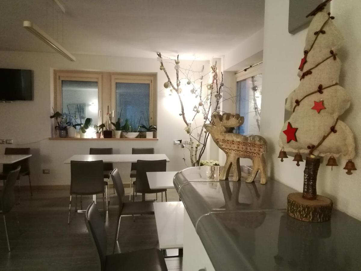 Affittacamere Rubino Guest House Ponte nellʼAlpi Dış mekan fotoğraf